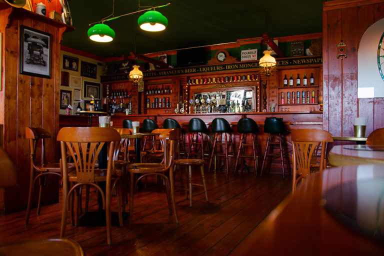 upperwallpub-slider-1-768x512