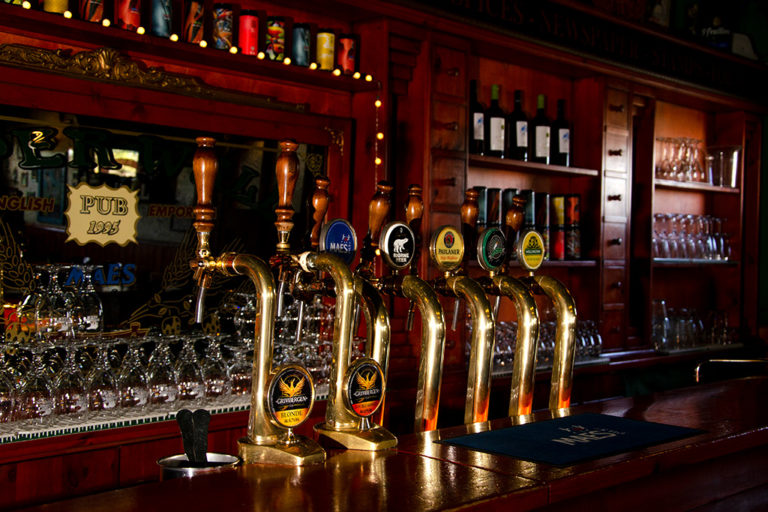 upperwallpub-slider-5-768x512